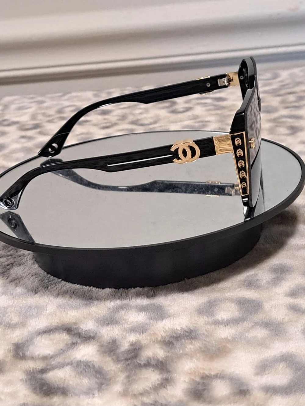 Fashion Designer-Inspired Black Square Sunglasses